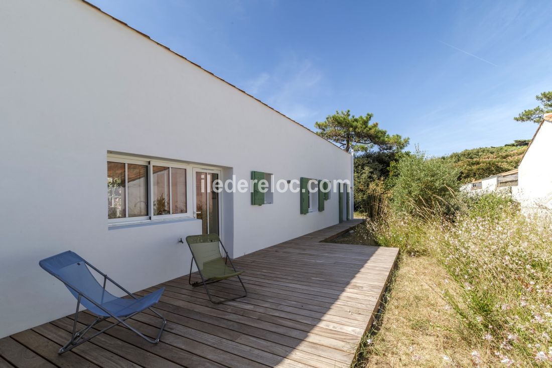 Photo 13 : TERRASSE d'une maison située à Sainte-Marie-de-Ré, île de Ré.