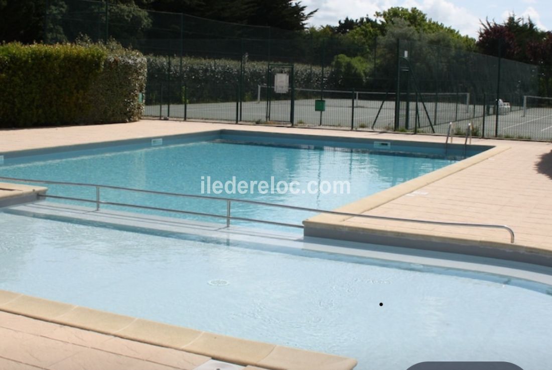 Photo 10 : PISCINE d'une maison située à La Couarde-sur-mer, île de Ré.