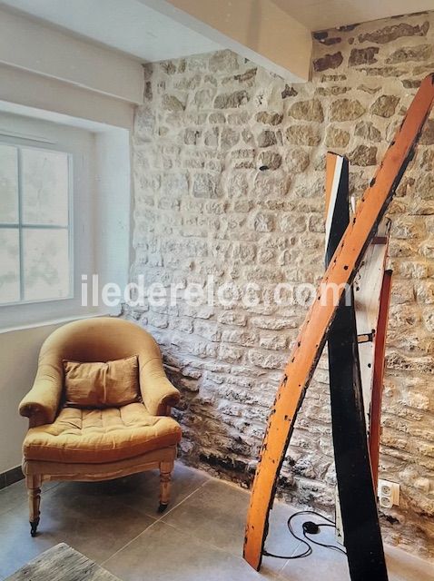 Photo 12 : SEJOUR d'une maison située à Ars en Ré, île de Ré.