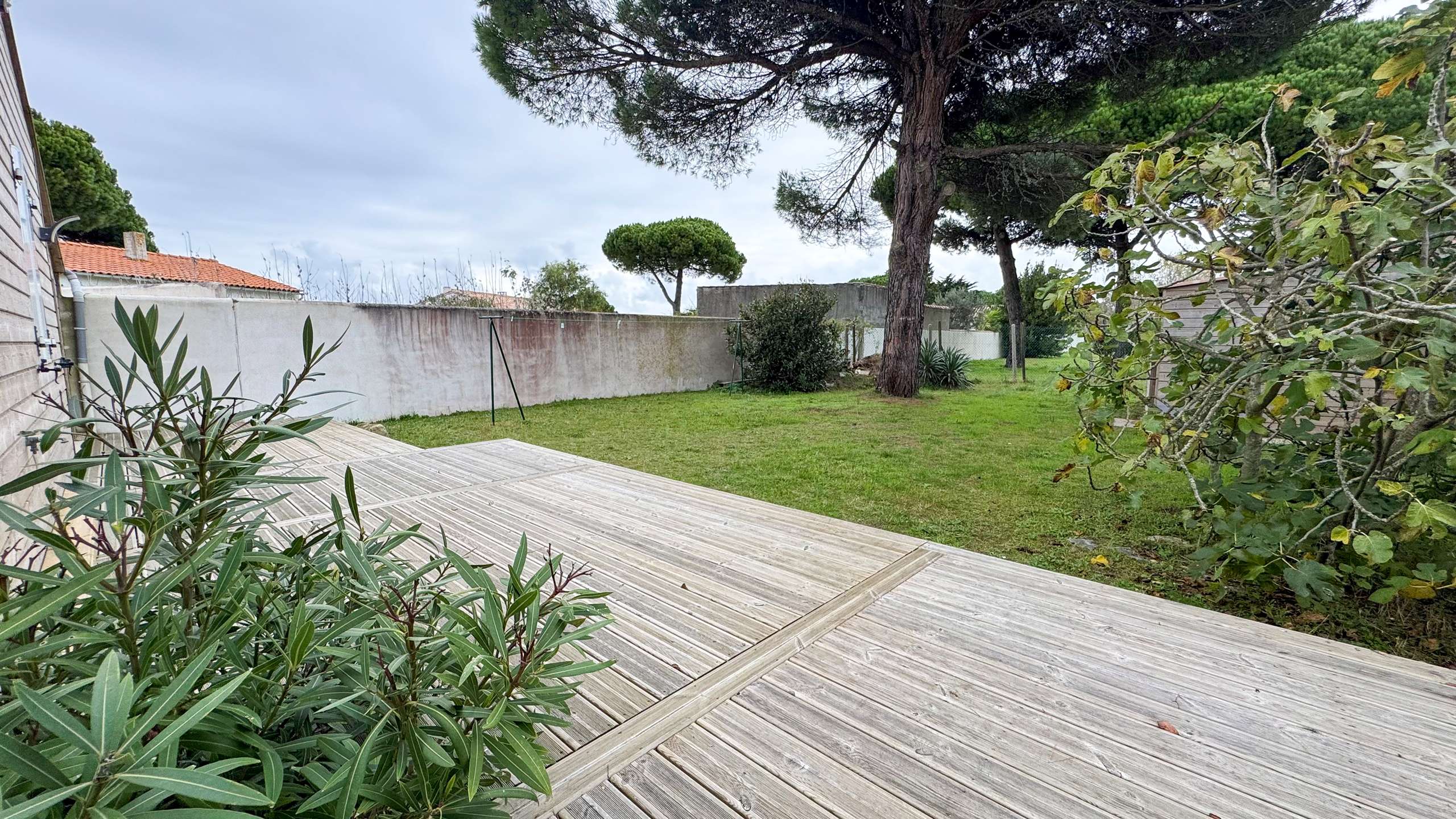 Photo 12 :  d'une maison située à La Couarde-sur-mer, île de Ré.