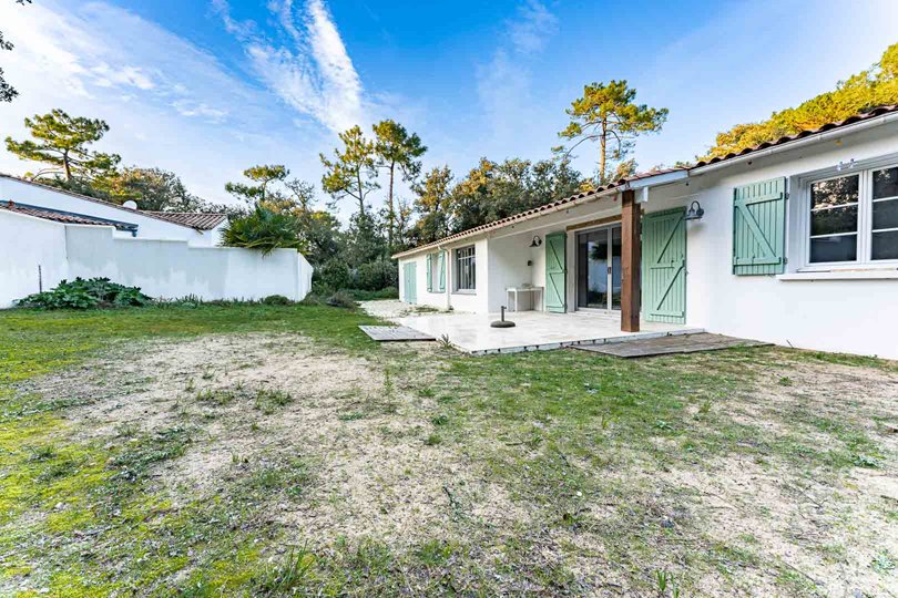 Photo 25 :  d'une maison située à La Couarde-sur-mer, île de Ré.