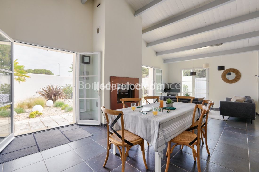 Photo 6 : NC d'une maison située à Le Bois-Plage-en-Ré, île de Ré.