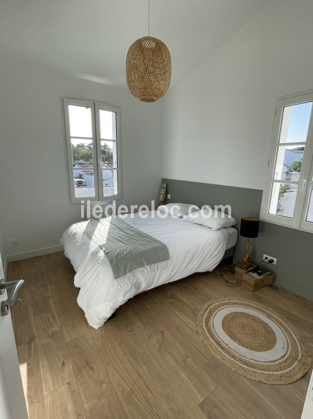 Photo 7 : CHAMBRE d'une maison située à La Couarde-sur-mer, île de Ré.