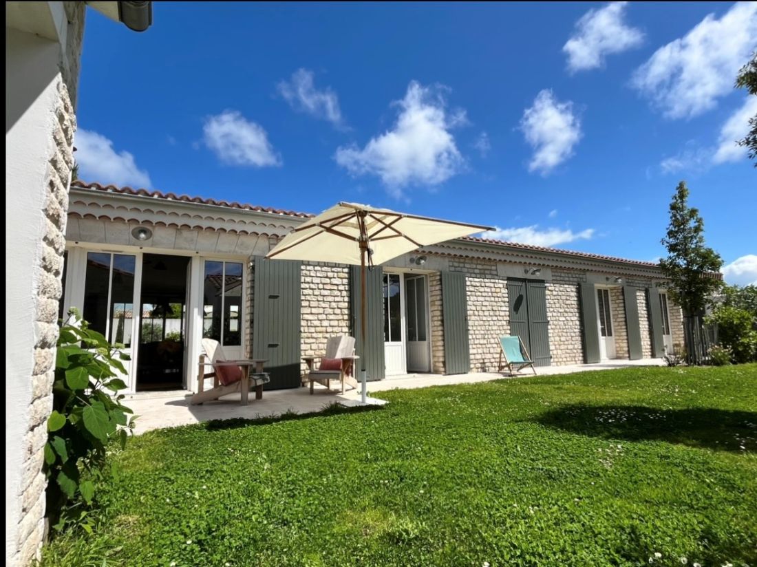 Photo 4 : NC d'une maison située à Le Bois-Plage-en-Ré, île de Ré.