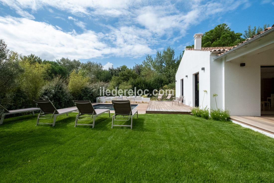 Photo 10 : NC d'une maison située à Les Portes-en-Ré, île de Ré.