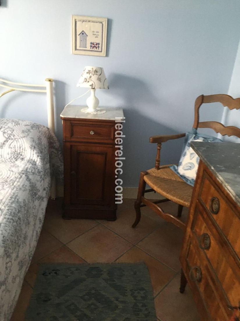 Photo 34 : CHAMBRE d'une maison située à Le Bois-Plage-en-Ré, île de Ré.