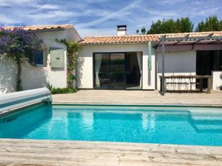 Ile de Ré:Belle villa familiale, avec piscine, pour 9 personnes