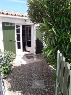 Ile de Ré:Maison ile de re -st clément des baleines