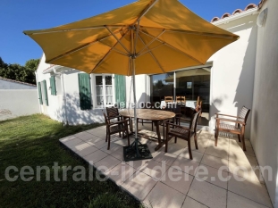 Ile de Ré:Belle maison pouvant accueillir jusqu’à 6 personnes, idéalement située au cœur d