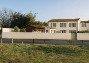 Ile de Ré:Maison de caractère à la flotte - charme et raffinement - maison climatisée