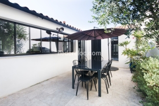 Ile de Ré:Maison antioche intra-muros à st martin de ré