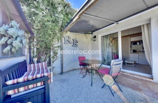 Ile de Ré:L'annexe - mignonne maisonnette