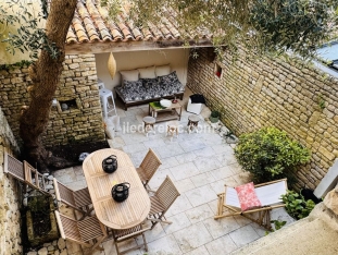 Ile de Ré:Jolie petite maison nichĂ©e dans une venelle