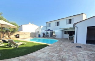 Ile de Ré:Grande villa, avec piscine chauffĂ©e, et jacuzzi, Ă 2 pas des plages