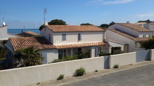 Ile de Ré:"villa grenadine" à 100 m de la plage de la cible