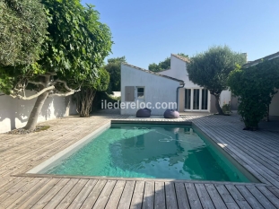 Ile de Ré:Loue maison familiale avec piscine au coeur d’ars-en-ré - 10 couchages