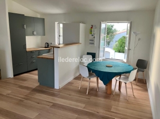 Ile de Ré:Location appartement la couarde (annuel)